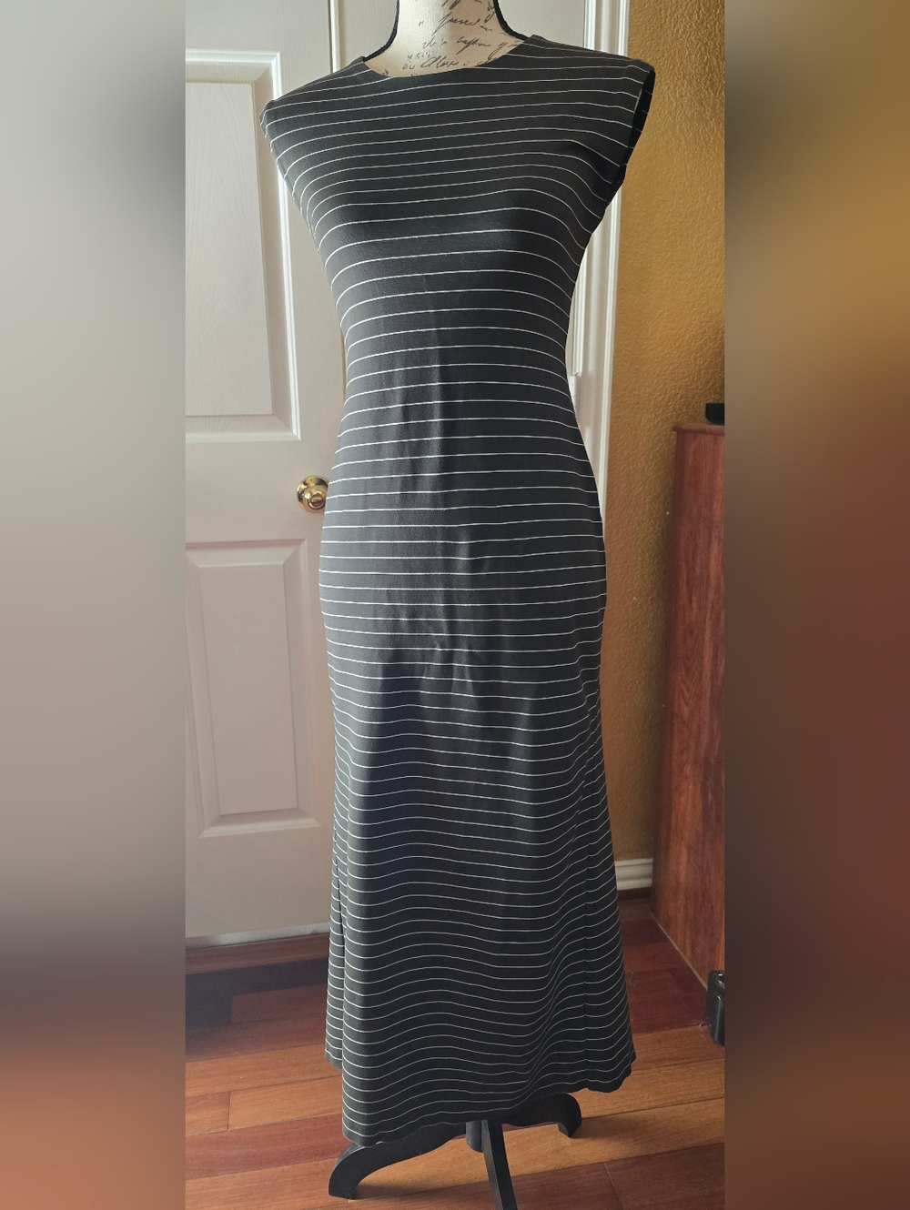 Club Monaco Green and White Striped Maxi Dress Size 00